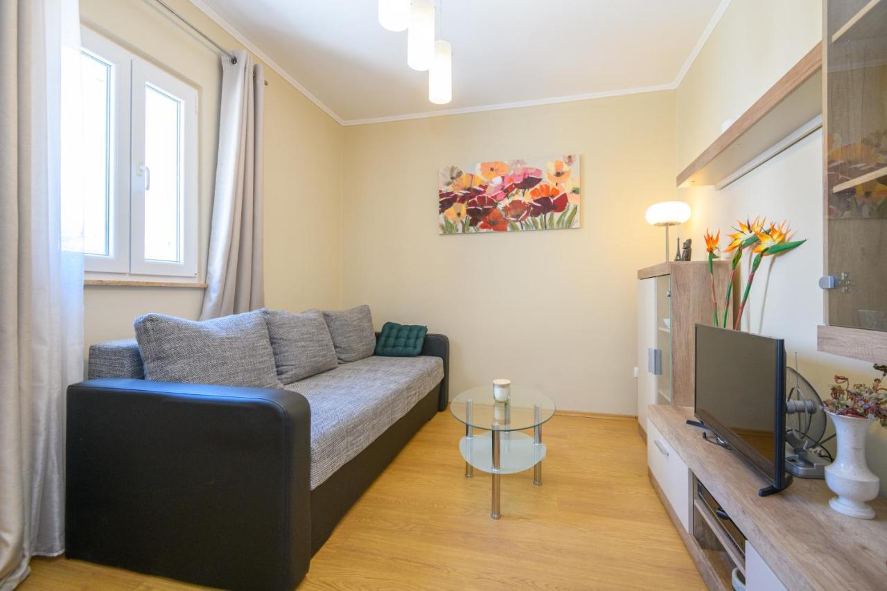 Rasica Apartment *